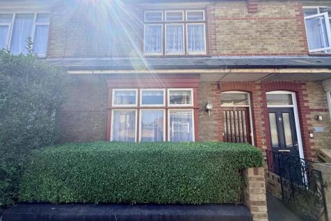 5 Cheriton Avenue