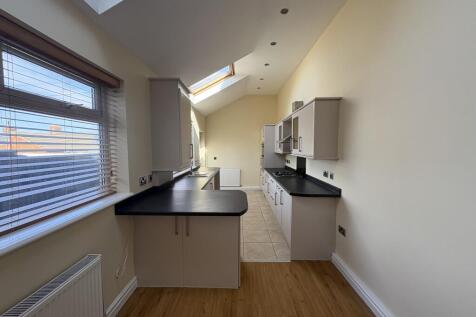 51, Colchester Terrace, Sunderland, Tyne And Wear, SR4 photo 3