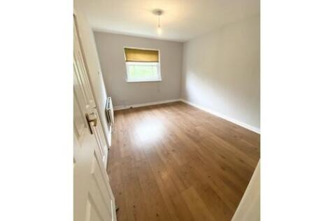 Helmsdale Close, High Blantyre, G72 photo 4