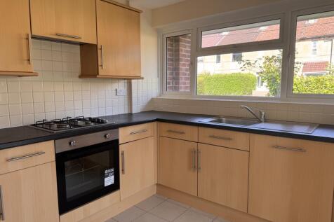 Hayes Close, Trowbridge, Wiltshire photo 3
