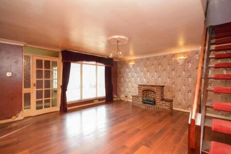Lounge/Dining