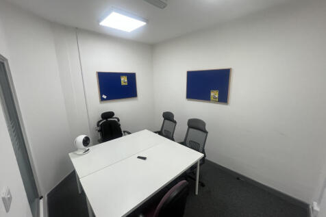 SHARED MEETING ROOM