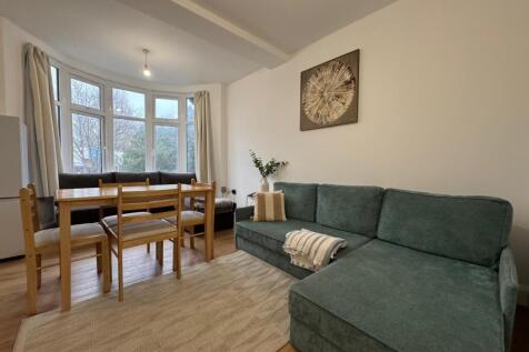 Lounge/Diner/Kitchen