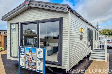 Exterior of Pemberton Rivington holiday home at So
