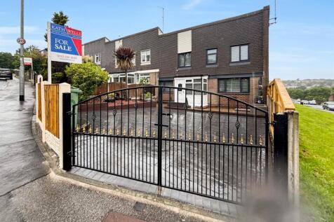Off Street Parking / Driveway: