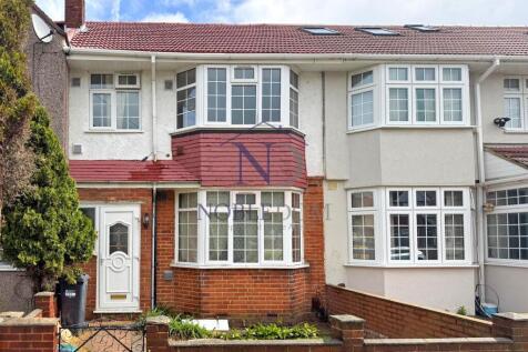THREE BEDROOM TERRACED HOUSE IN HOUNSLOW