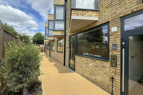 63D Sandycombe Rd 1.jpg