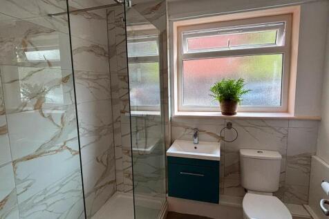 Heaton Moor Road, Stockport photo 5
