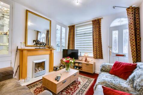 Lounge/Sitting Room