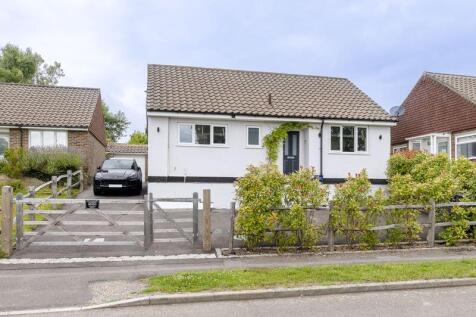 Crowborough, TN6 - property photo
