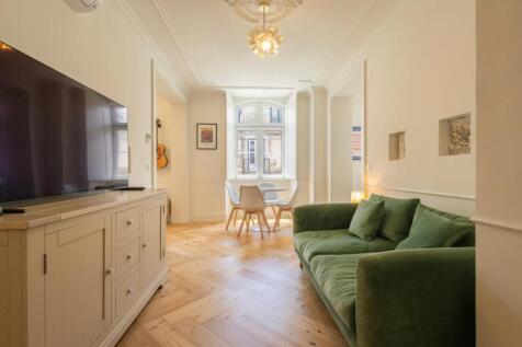 New T2 Apartment in the Heart of Baixa-Chiado