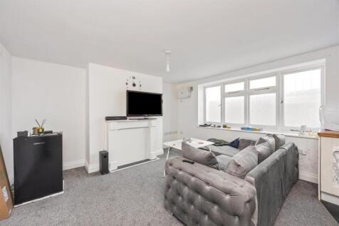 Flat 1-002.jpg