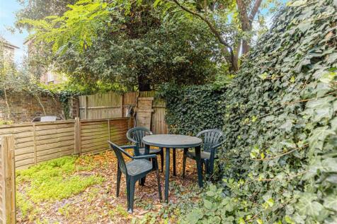 Claremont Square (17).jpg