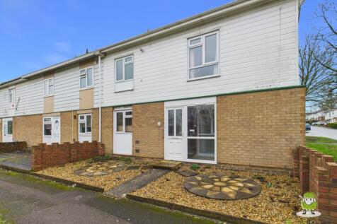 EweMove Estate Agents Basingstoke - Fountains Clos