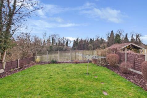 CAM03729G0-PR0201-STILL006