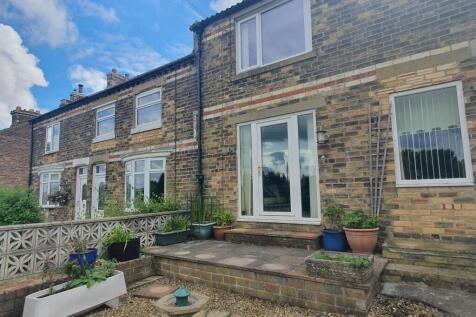 2 bed terraced house to rent Rough Lea Terrace, H