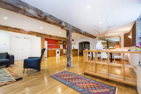 Kitchen/Reception