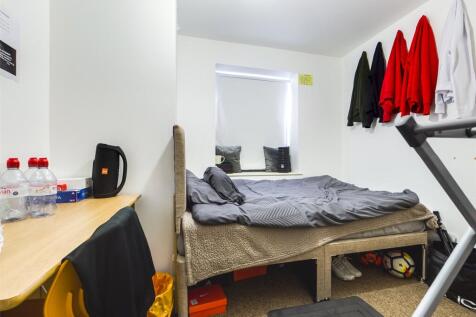Studio Room