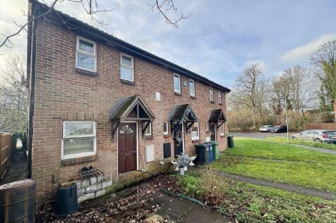 Bourne End, SL8 - property photo