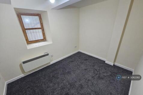 Stamford St, Stalybridge, SK15 photo 4