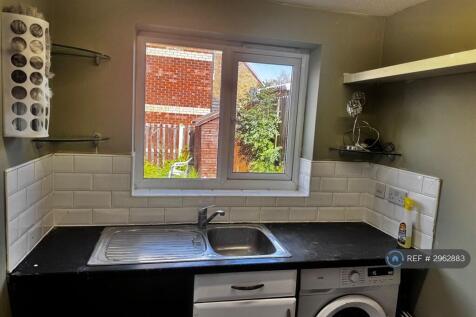 Elmwood Way, Barnsley, S75 photo 3