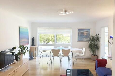 living room mrk i...