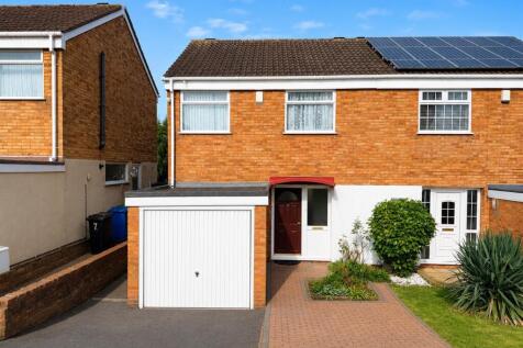 Nursery Gardens Wordsley 1.jpg