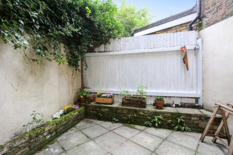 Old Ford Road, London, E2 photo 4