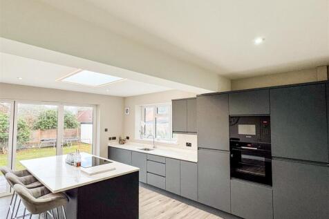 Kitchen/Breakfast/Family Room