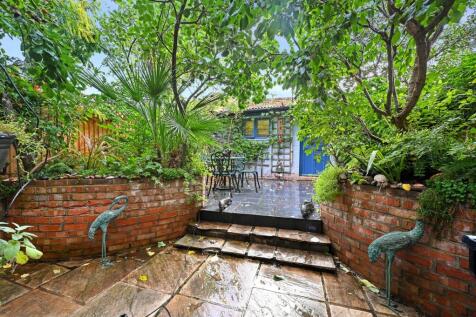 WT - 12 Chamberlayne Road - 16 (1).jpg