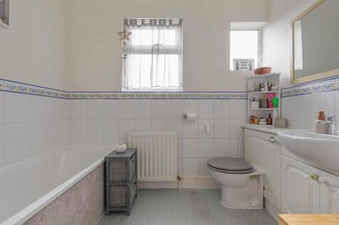 44 Collingtree Road, SE26 - 6.jpg