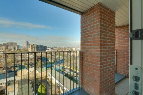 Katie Court, Edwin Street, London, E16 1YA photo 4