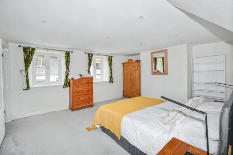 Upham House Bedroom 1