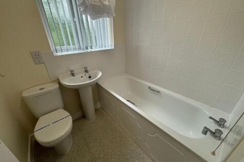 Kittybert Avenue, Gorton, Manchester, M18 8BF photo 5