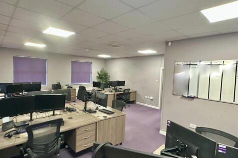 Office to rent Image 5