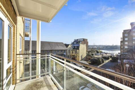 73 Lockes Wharf - Balcony.JPG