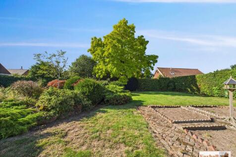 CAM02189G0-PR0473...