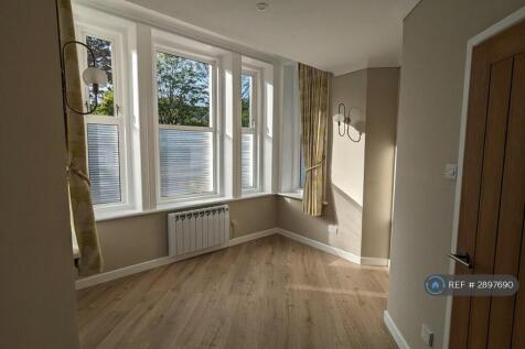 Open Plan Living Room With Beautiful Bay Windows
