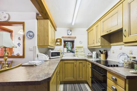 Open Plan Kitchen / Living Room
