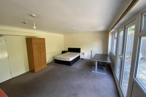 Northdown Road, Hatfield photo 5