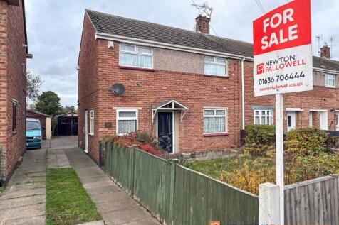 Newark, NG24 - property photo