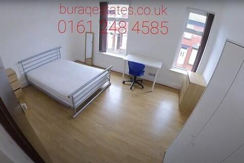 Bright, well-kept double bedroom with wooden fl...
