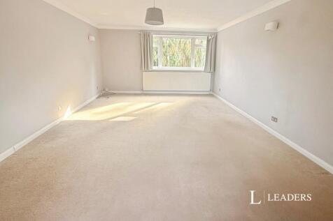 Ashley Road, Walton-on-Thames, Surrey, KT12 photo 3
