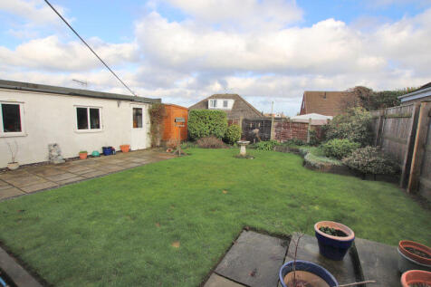 Rear Garden photo 2