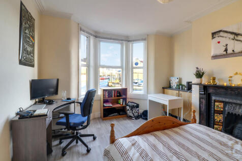 Livingstone Road, Oldfield Park photo 4