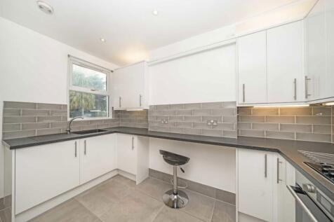 Melfort Road, Thornton Heath photo 2