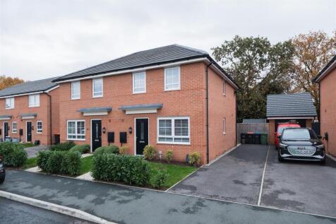Northwich, CW9 - property photo