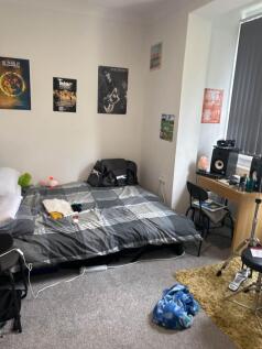 Hilltop Court, Manchester photo 4