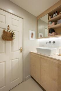 1 bed, 1 bath Flat in london - Photo 14