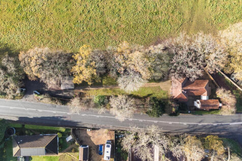 1385596-6-69298a5...